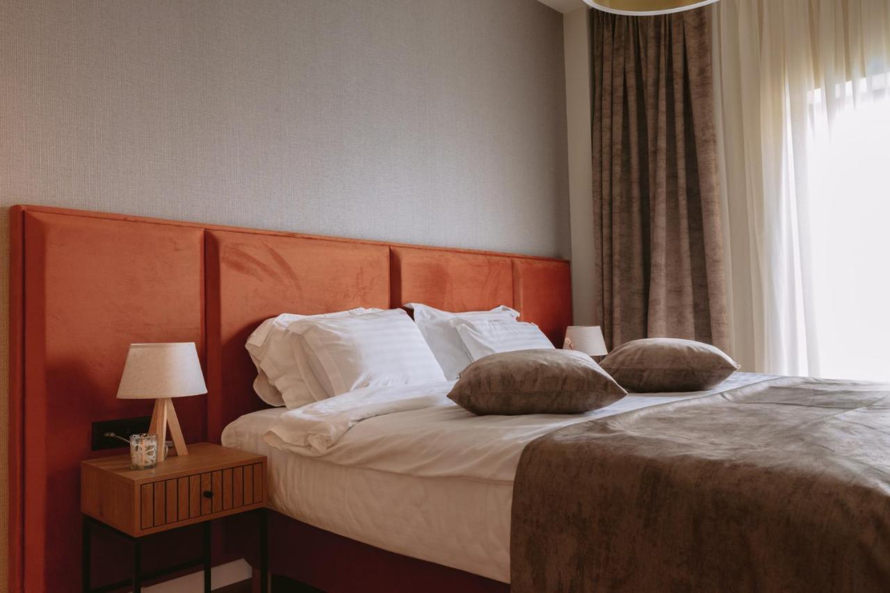 La Boheme Corbeanca - Partener Therme Ostratu Kültér fotó